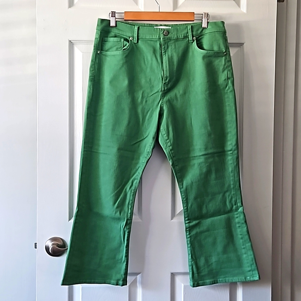 Loft crop kick jeans